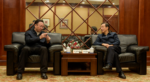 省委副书记、省长许达哲会见国家广播电视总局党组成员、副局长范卫平一行