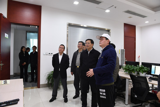 工作动态 省局信息   座谈会上, 湖南广播电视台党委书记,台长吕焕斌